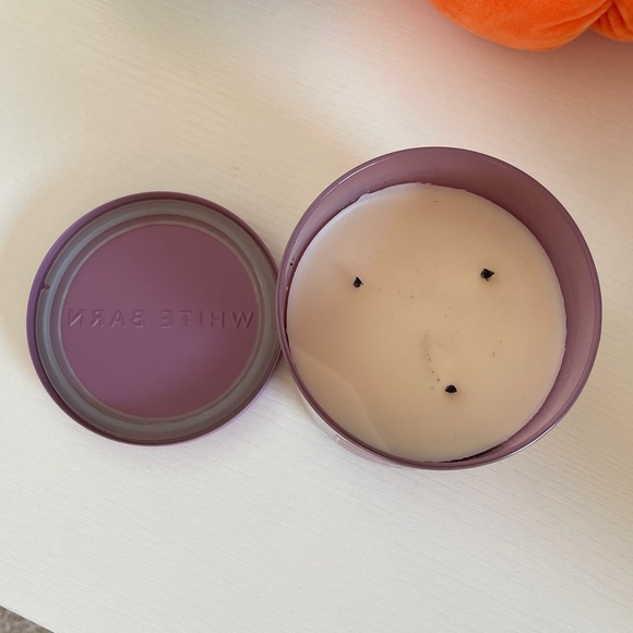 Bath & Body Works ‘Black Cherry Merlot’ 3-Wick Candle - Picture 2 of 4